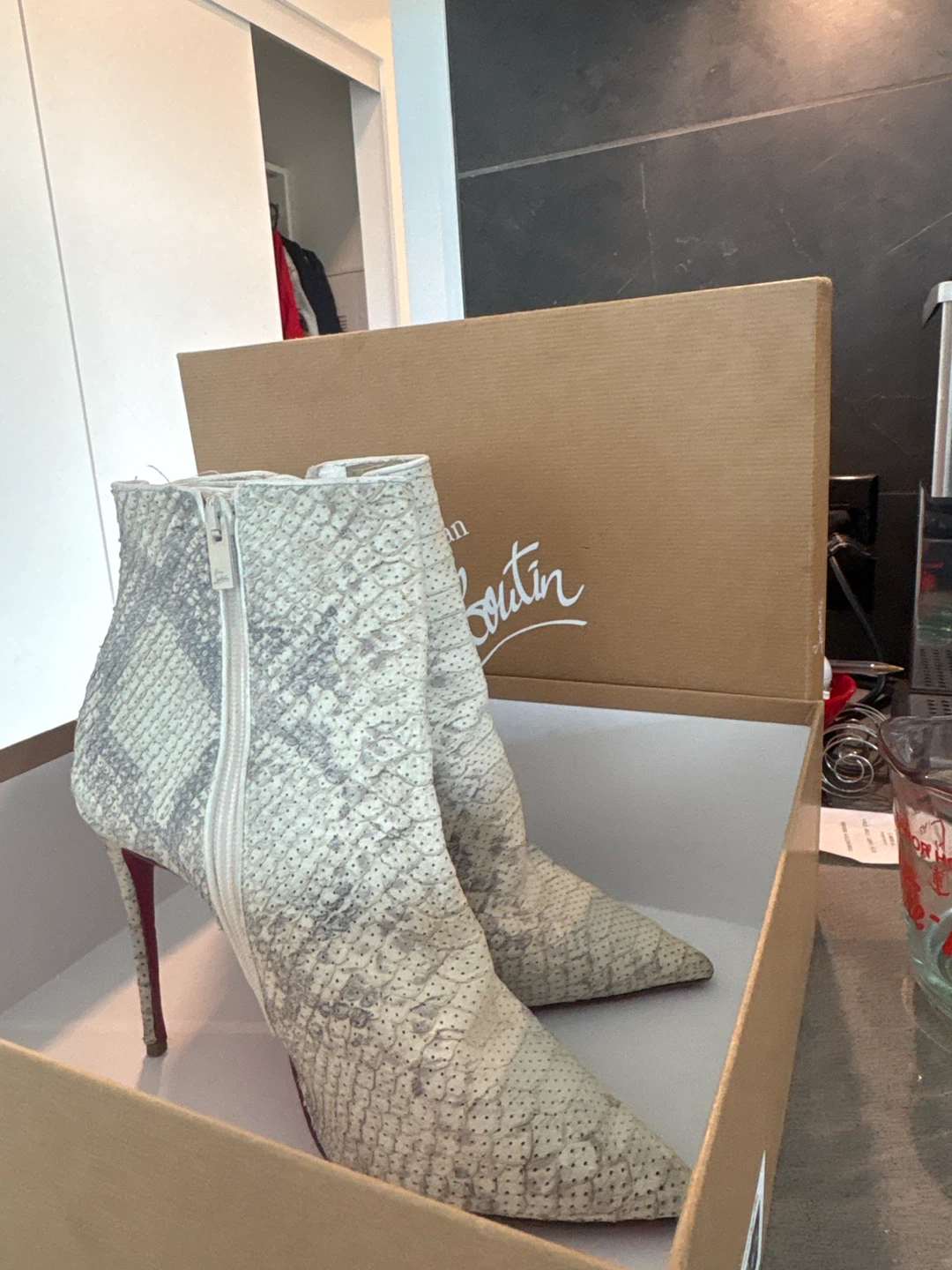 Christian Louboutin  BOOTY 100 Calf Roccia