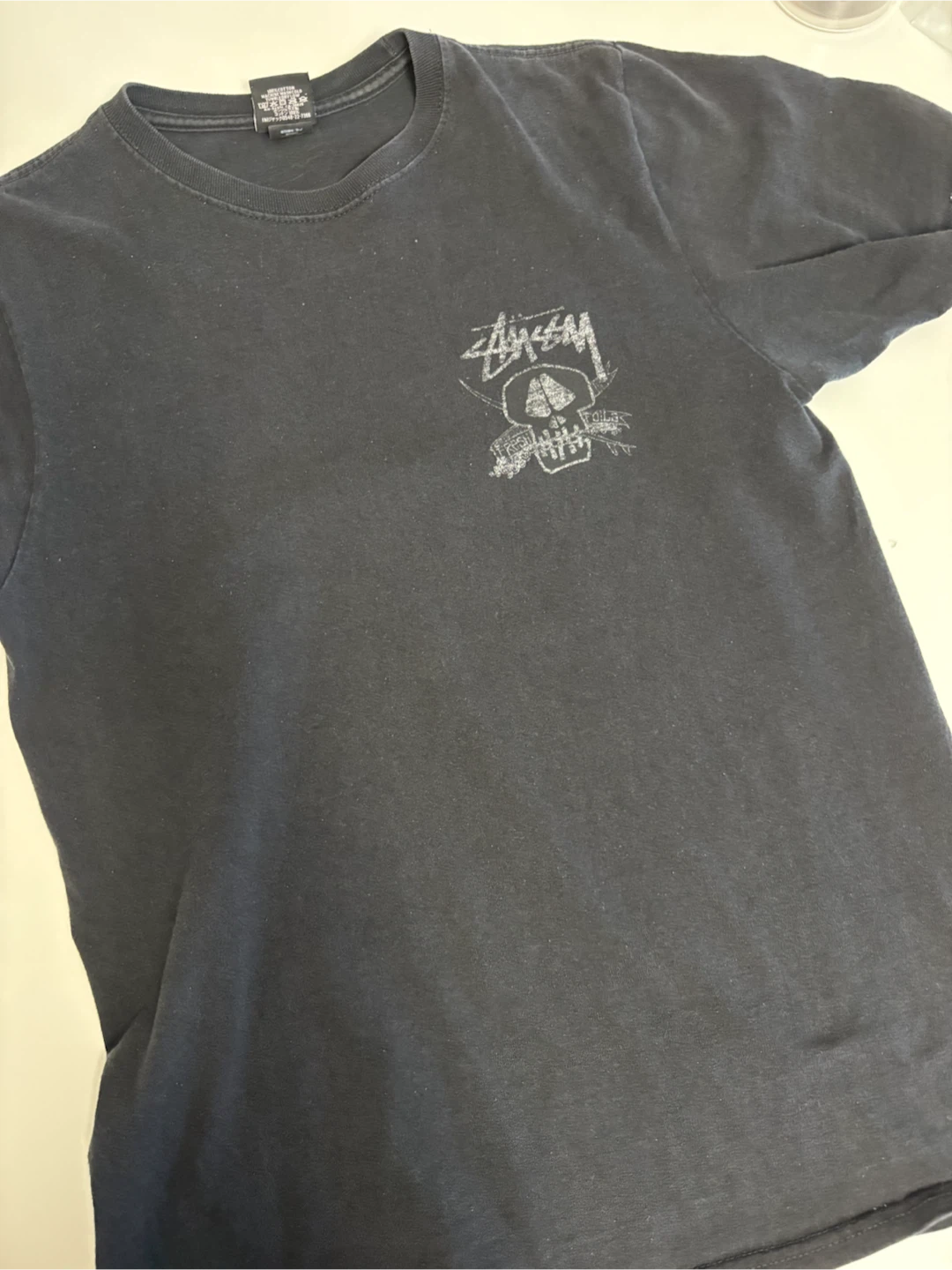 Stüssy Graphic T-Shirt ( small size) - photo 3