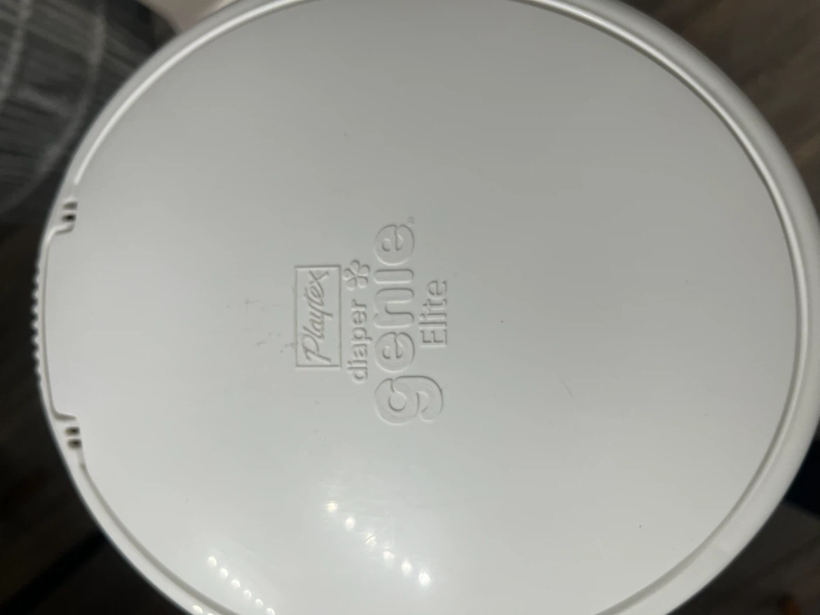 Playtex Diaper Genie Elite Diaper Pail - photo 3