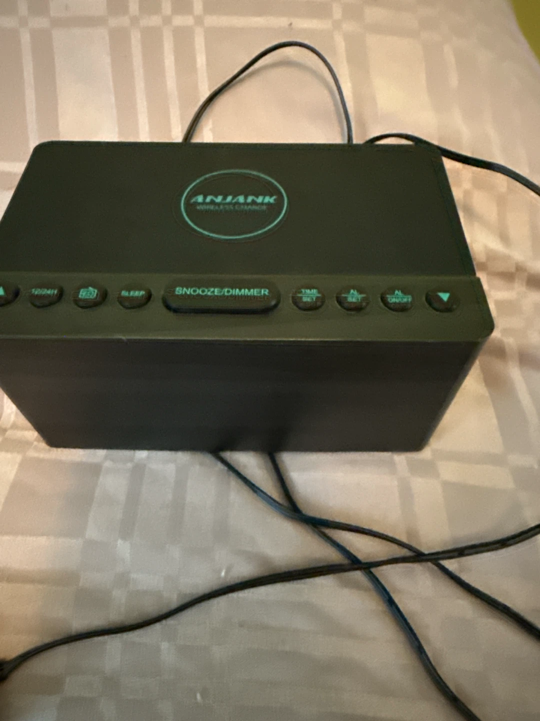 ANJANK Wireless Charge Alarm Clock