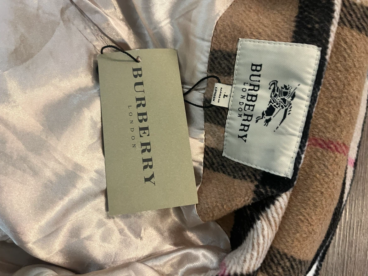 Brand name jacket Burberry - photo 4