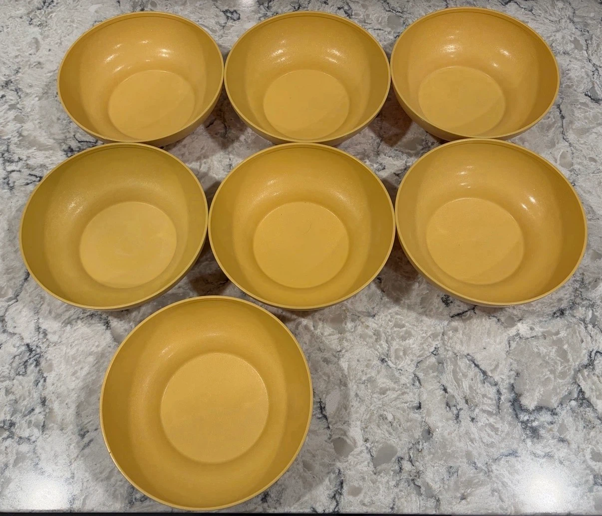 Vintage Tupperware Harvest Gold Bowls Set of 7 - photo 2