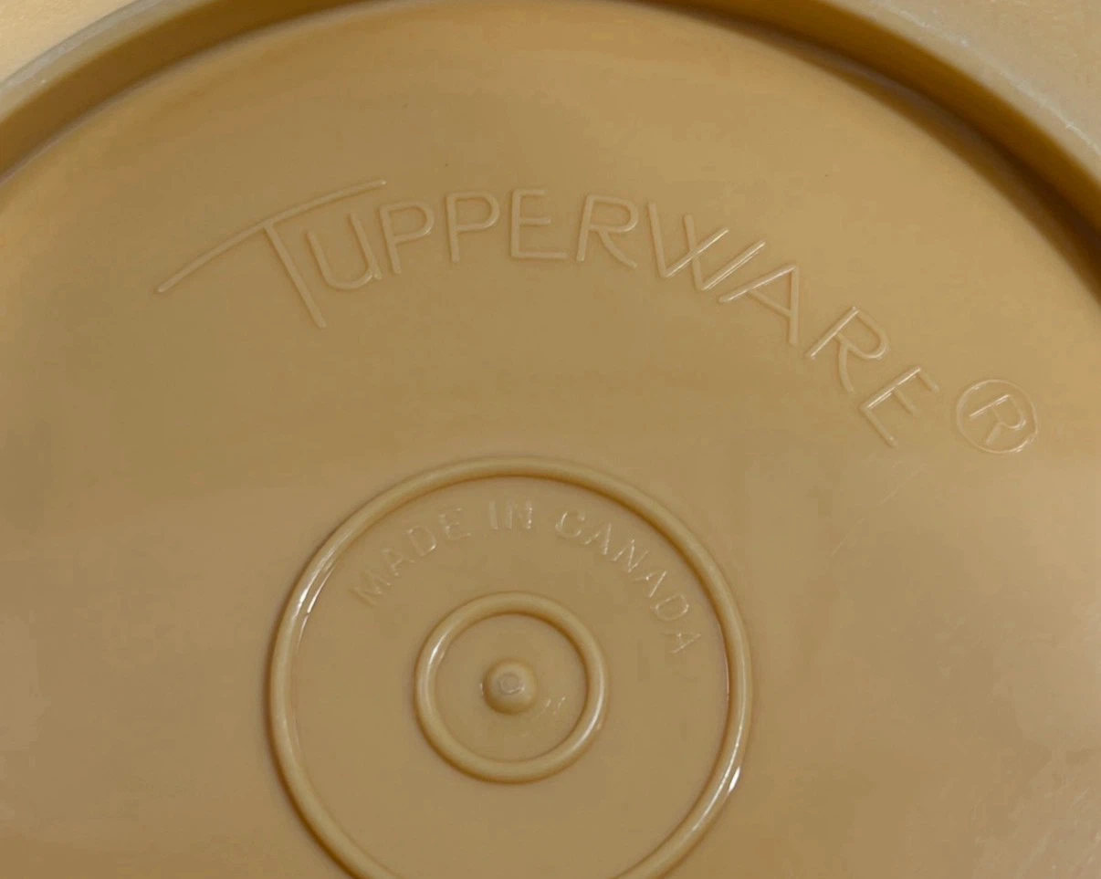 Vintage Tupperware Harvest Gold Bowls Set of 7 - photo 3