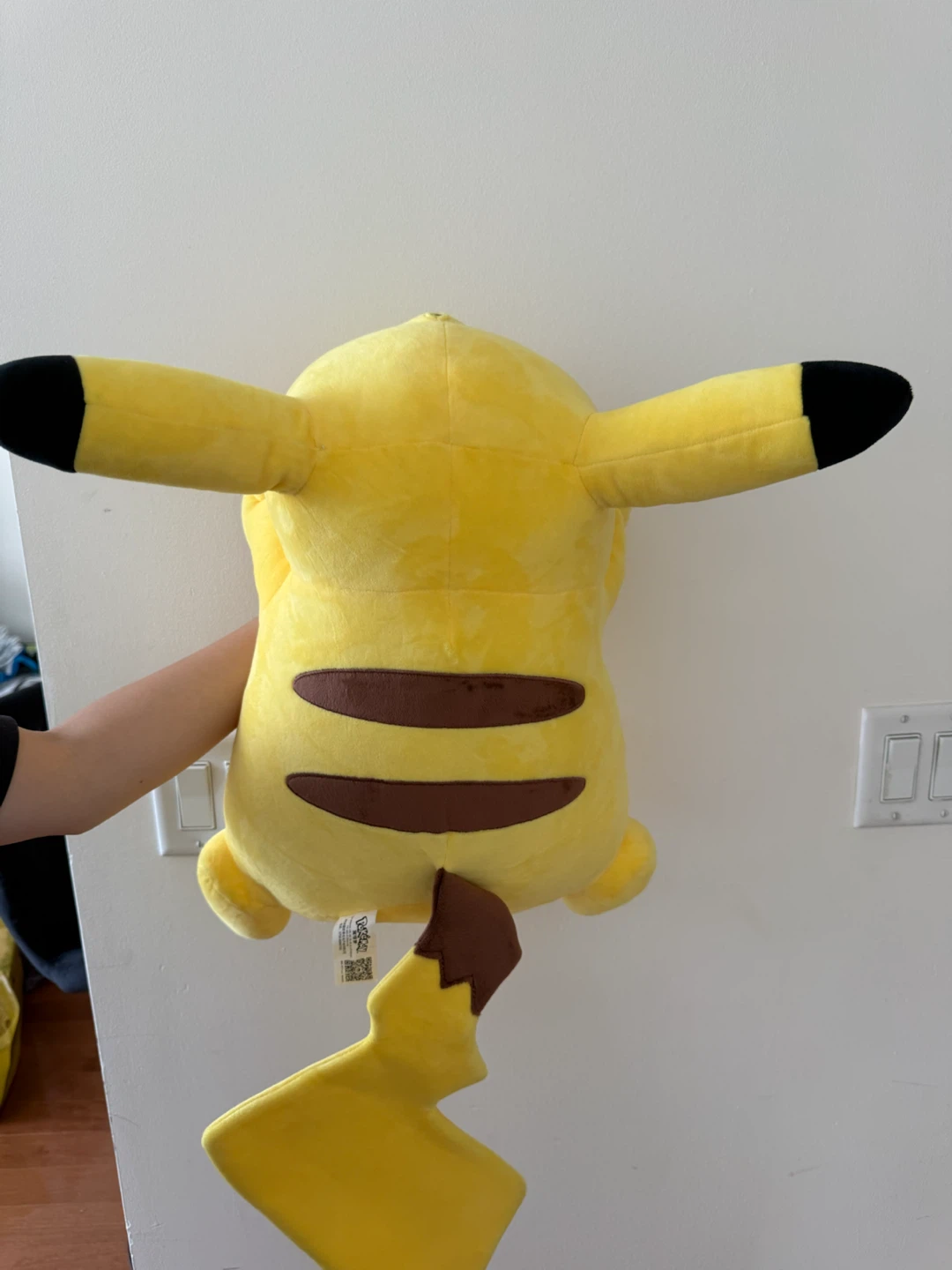 Pokémon Pikachu Plush Toy - photo 3