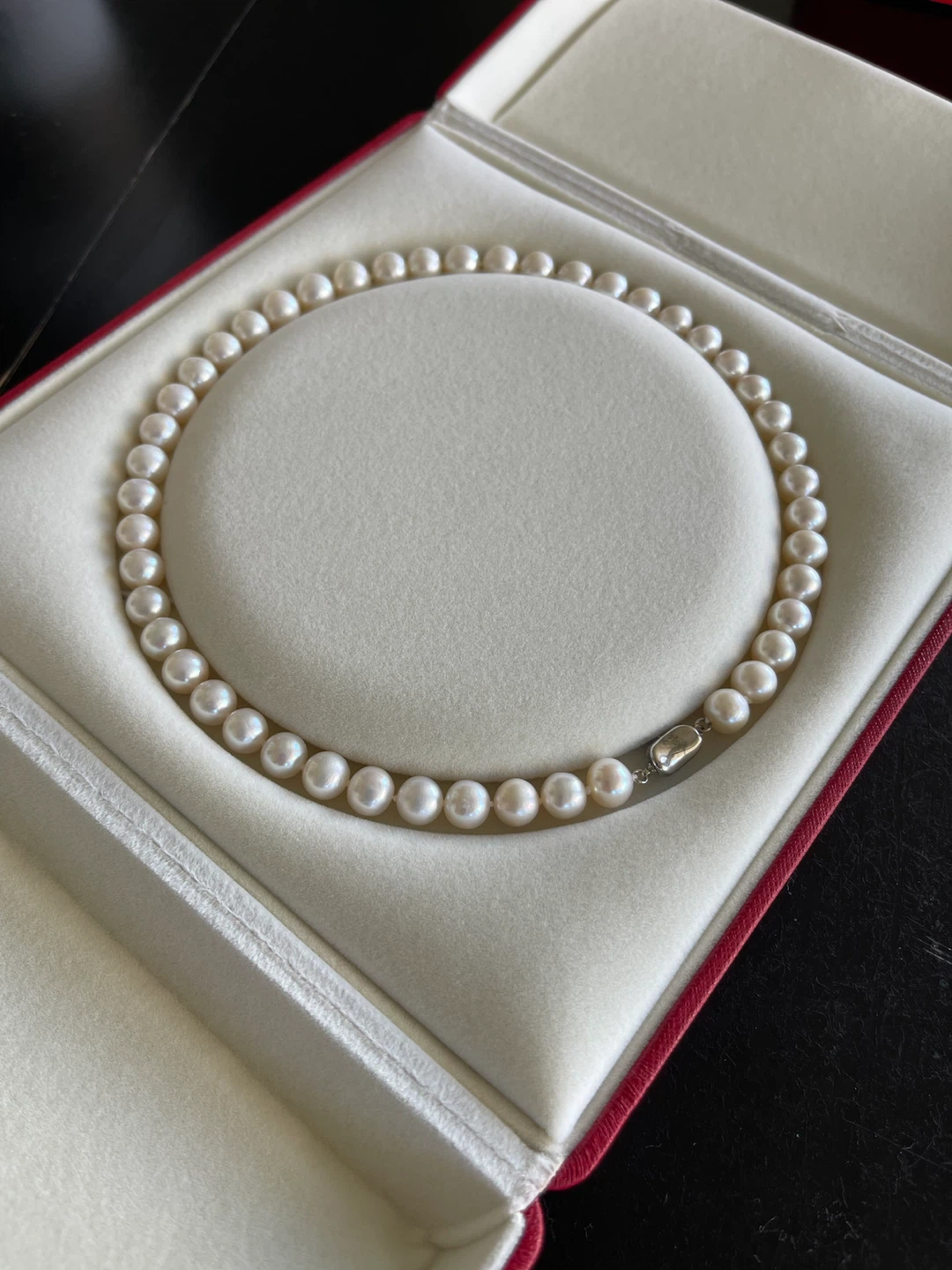 9mm Pearl Necklace in Red Gift Box