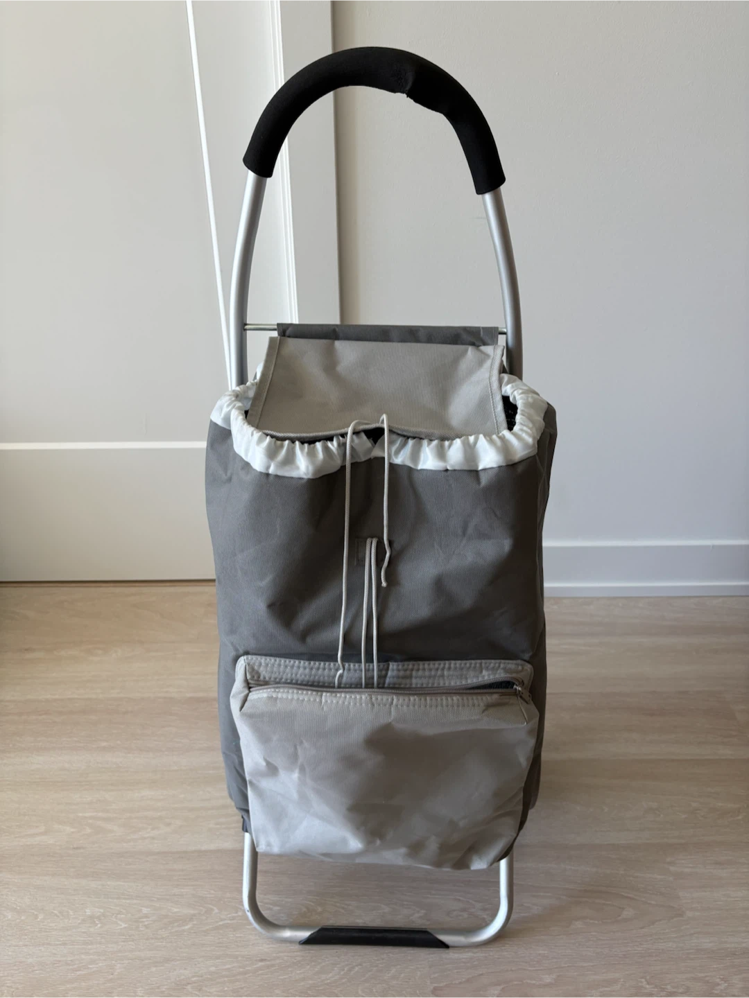 Foldable Shopping Cart – Great Condition!