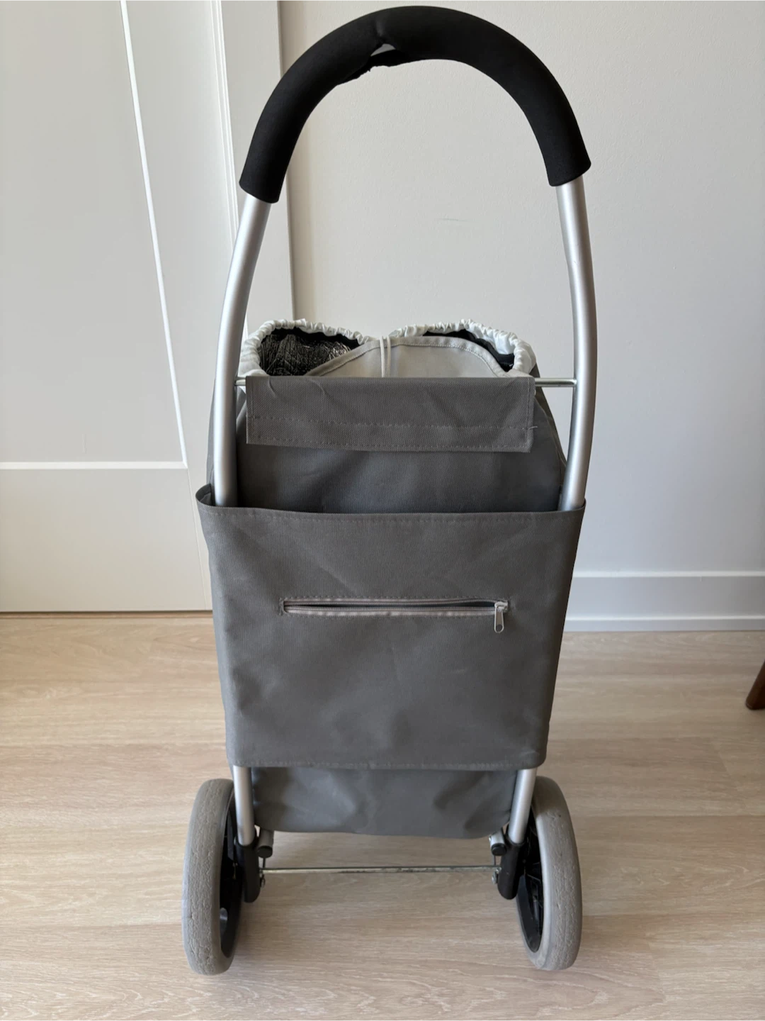 Foldable Shopping Cart – Great Condition! - photo 2