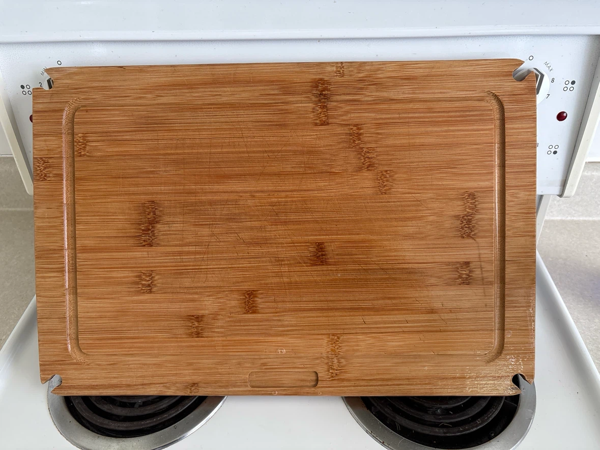 Rolling pin/ mixer/ cutting board
