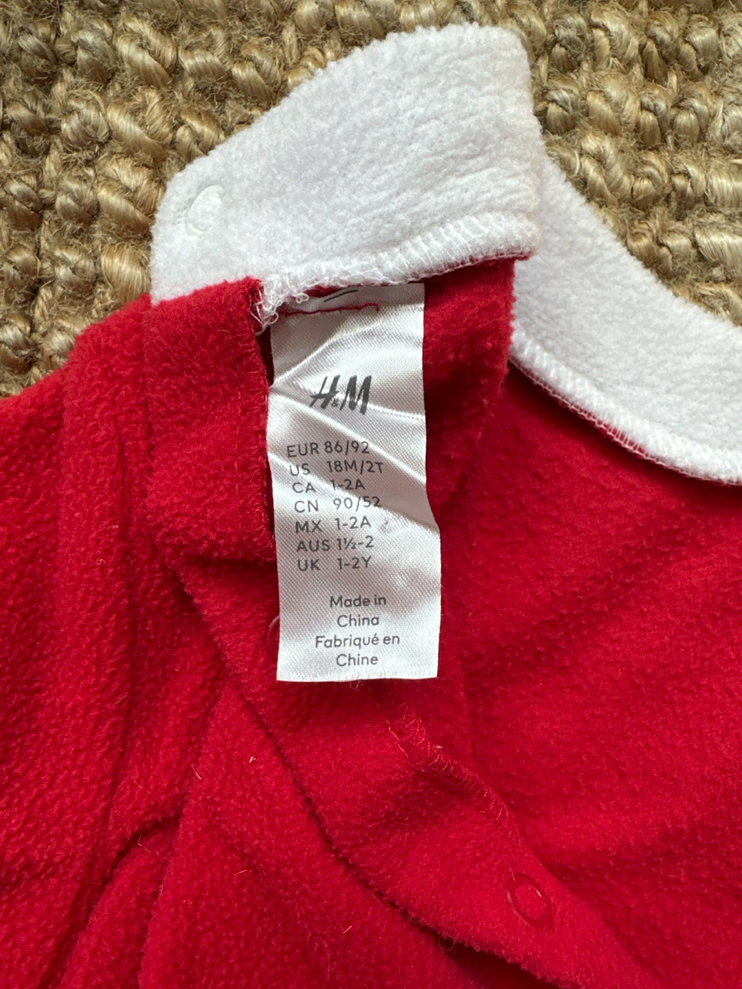 H&M Baby Santa Claus Snowsuit Costume - photo 3