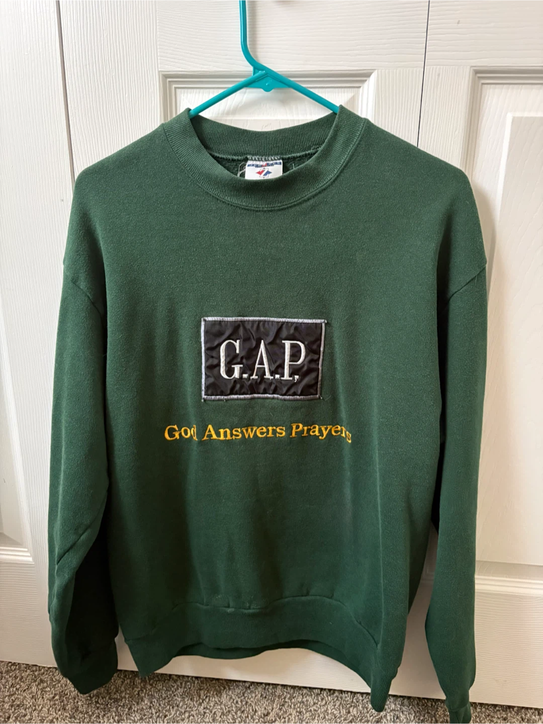 *THRIFTED Jerzees*- Green Crewneck God Answers Prayers - photo 3