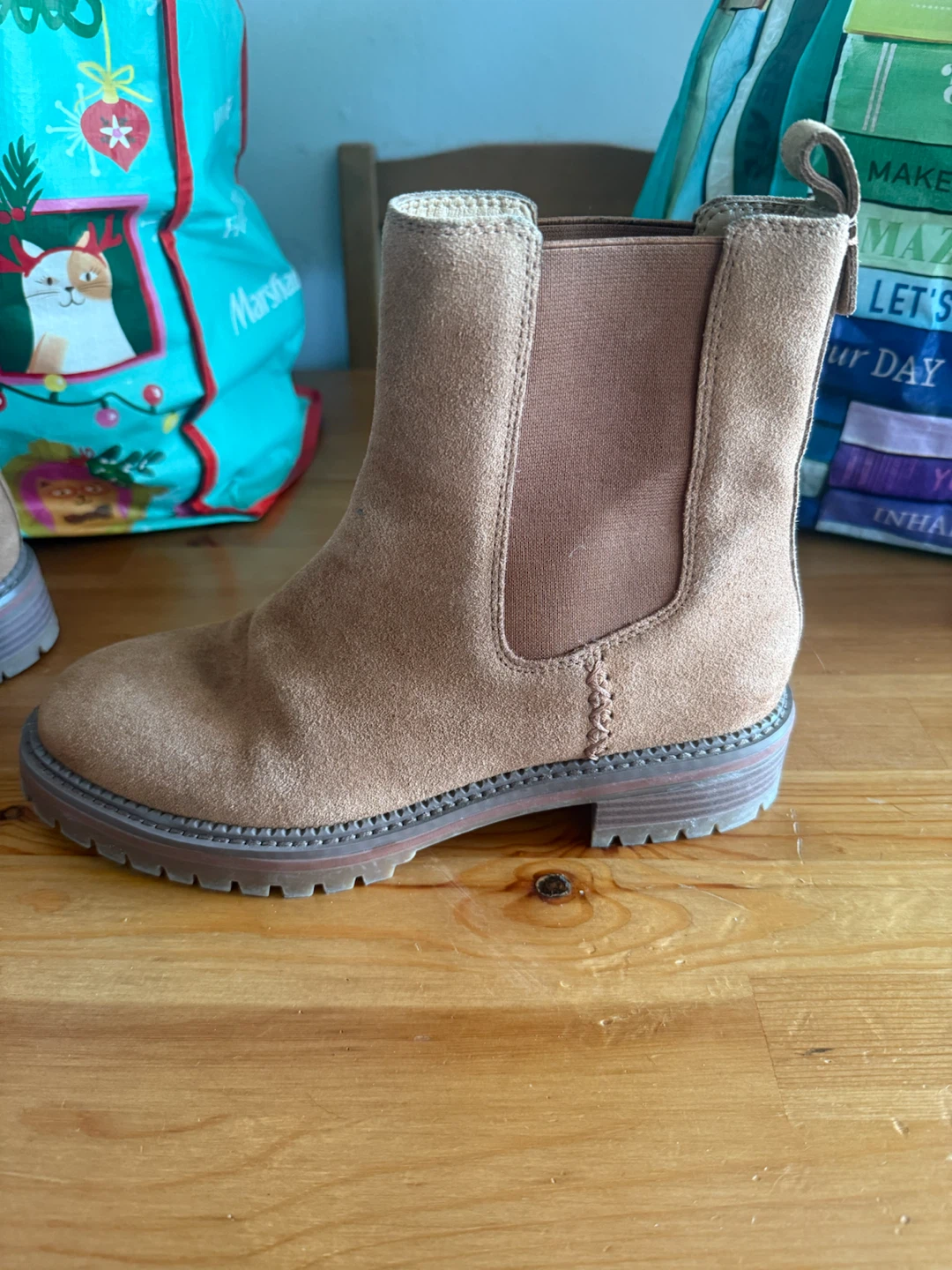Crown Vintage Suede Chelsea Boots - photo 2