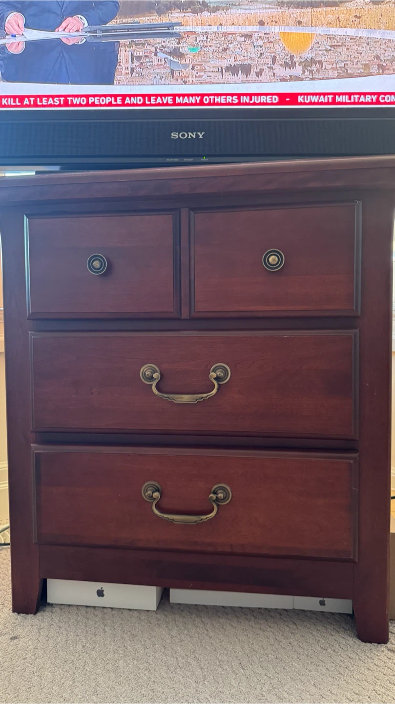 Wooden Dresser with Mirror - photo 3