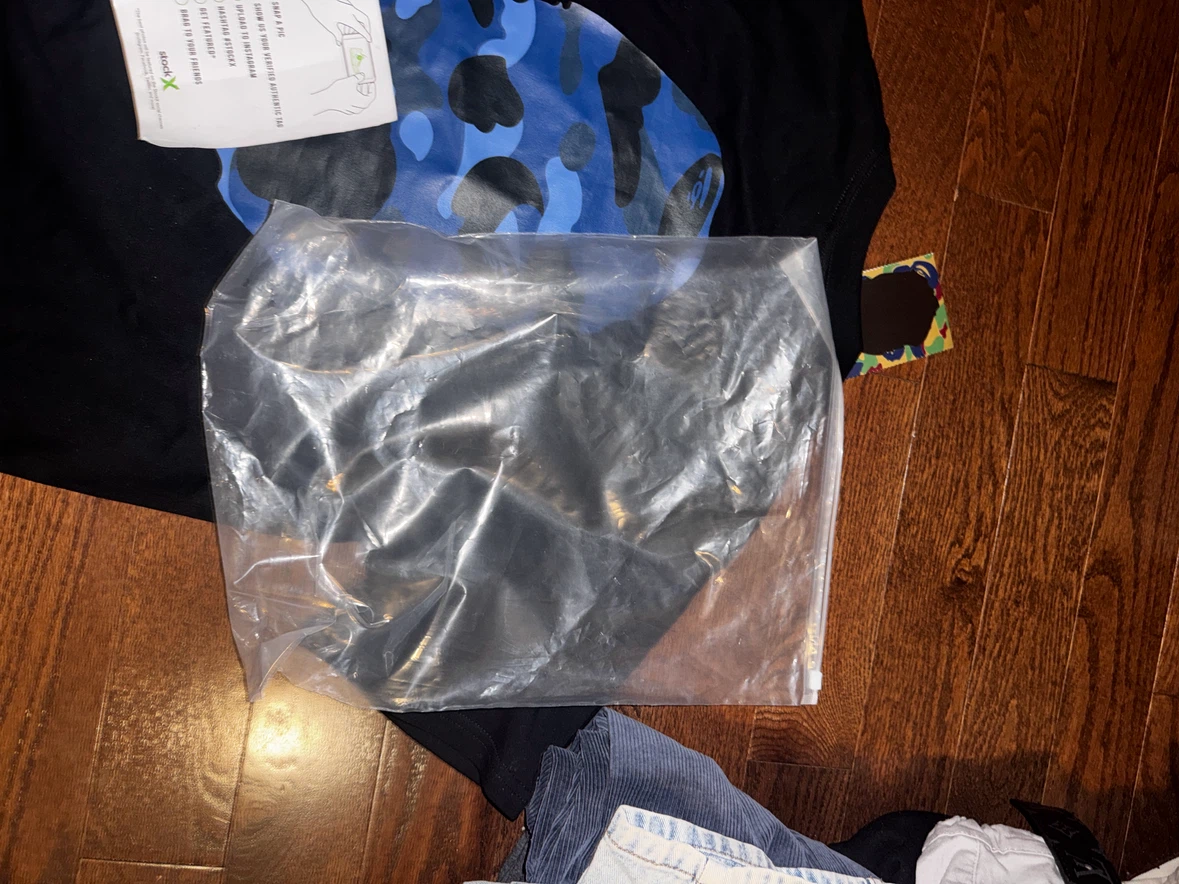 A Bathing Ape BAPE Camo Shark T-Shirt Black/Blue - photo 4