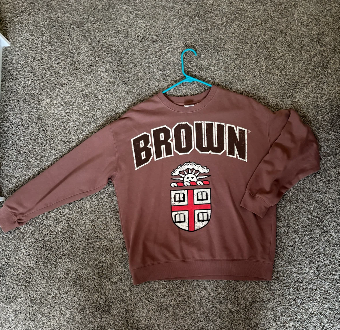 *THRIFTED* trdmrk- Brown University Crewneck