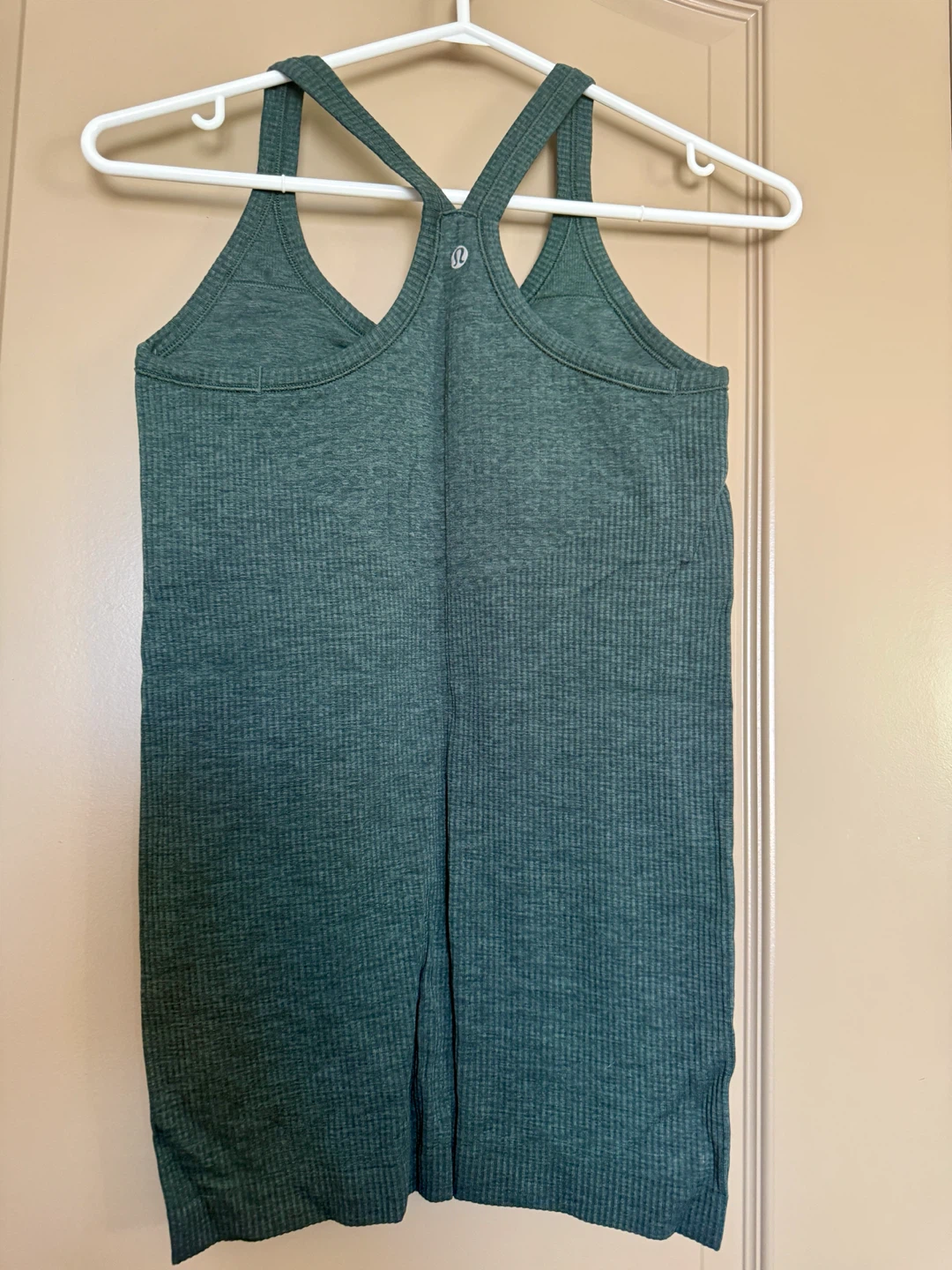 Lululemon Ribbed Tank Top - photo 2