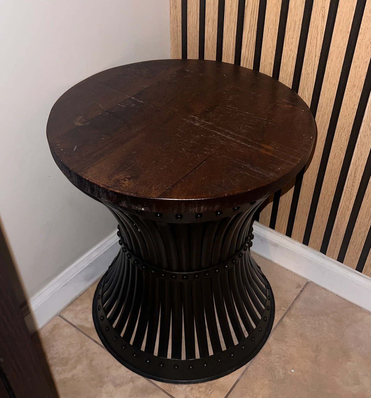 Wooden Top Accent Table - photo 2