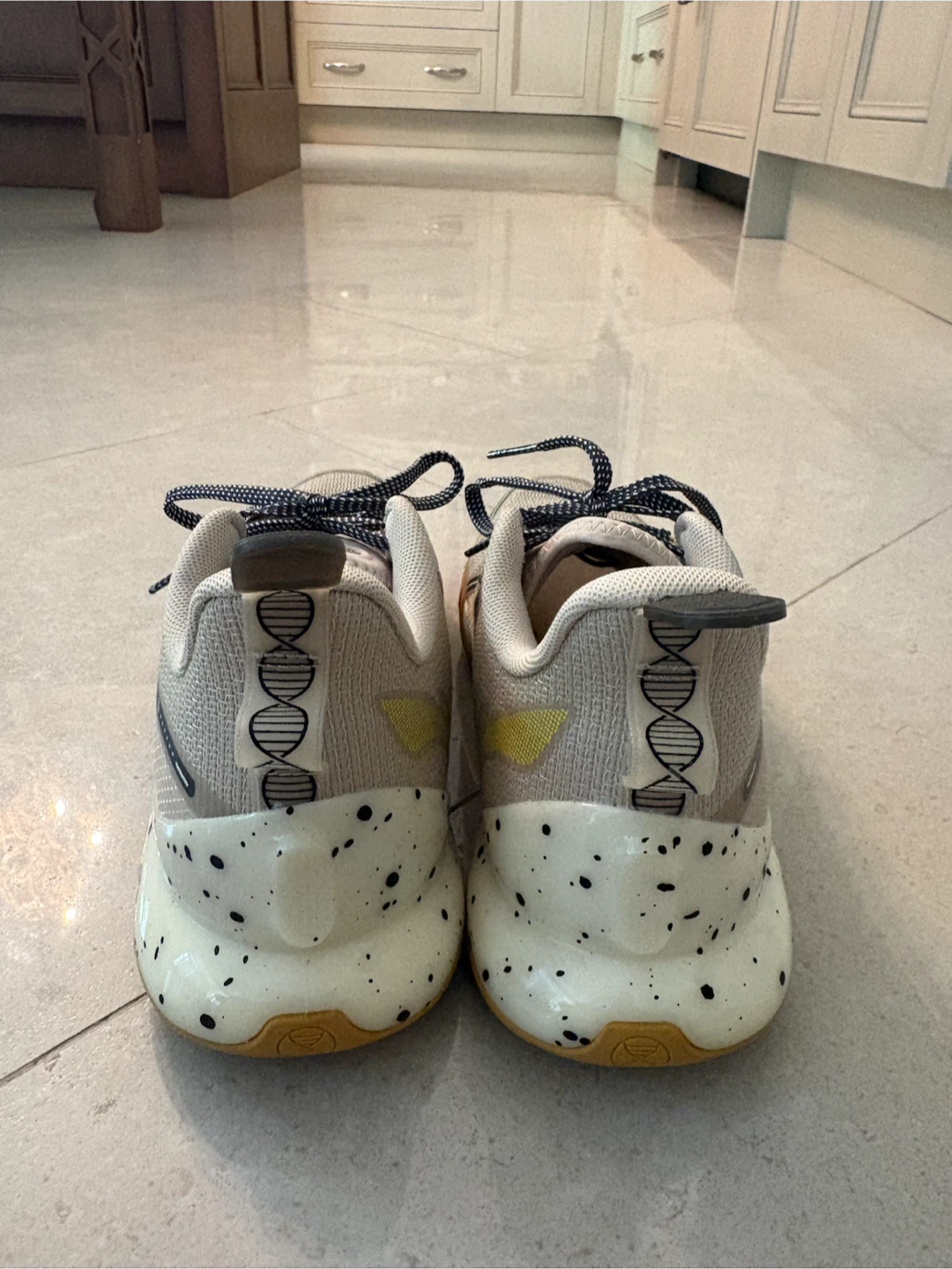 Li-Ning Basketball Shoes size 11 - photo 2