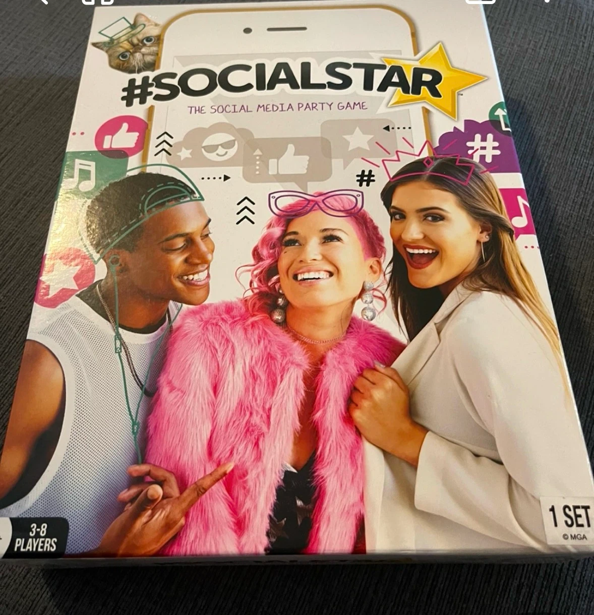 #Socialstar The Social Media Party Game
