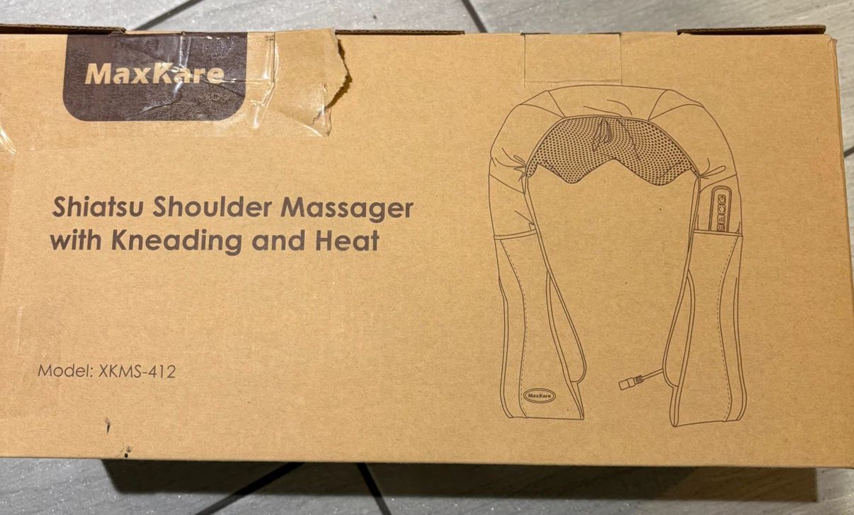 MaxKare Shiatsu Shoulder Massager with Kneading and Heat