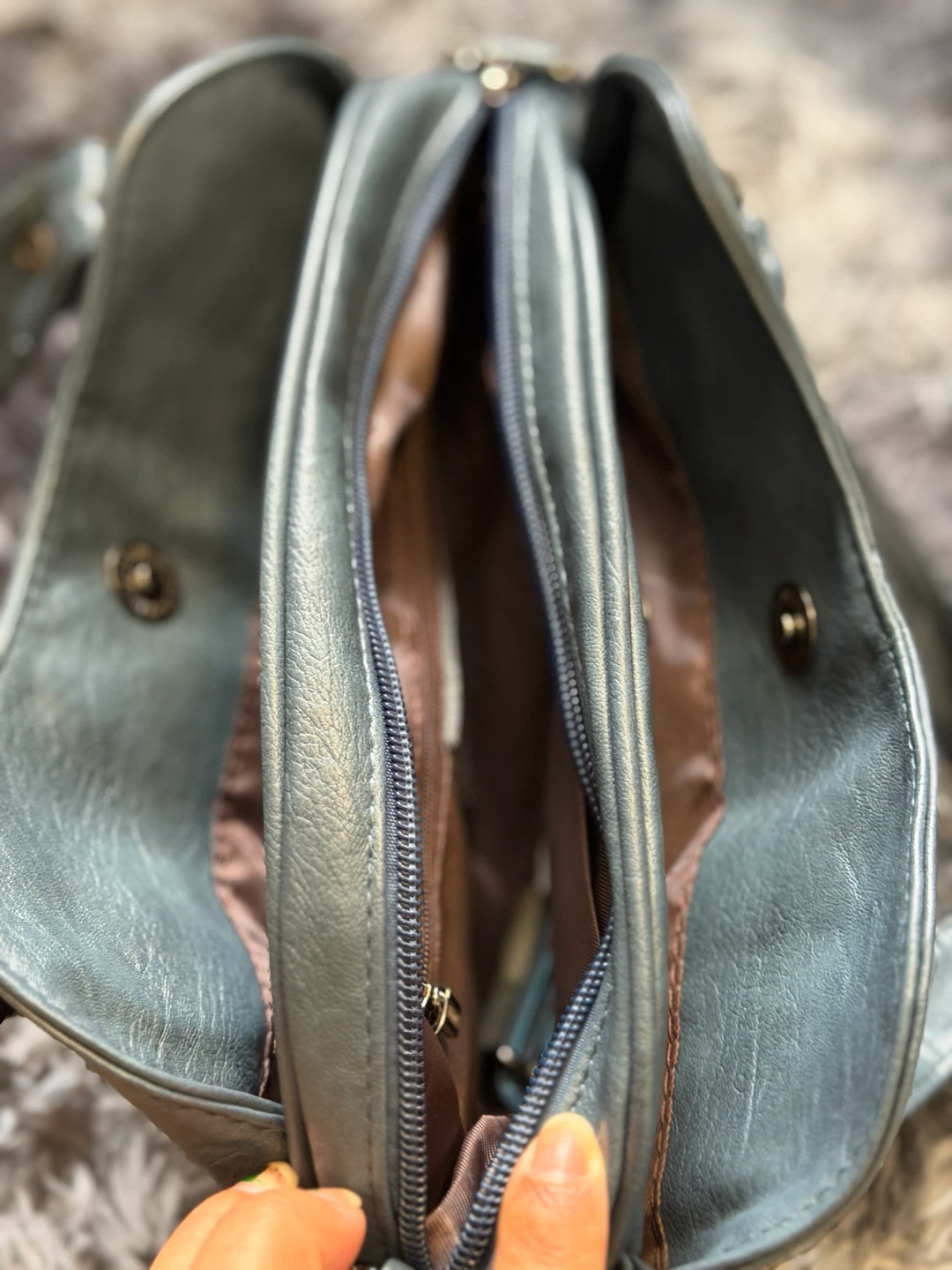 JINGPINDAISHI Blue Faux Leather Shoulder Bag - photo 4