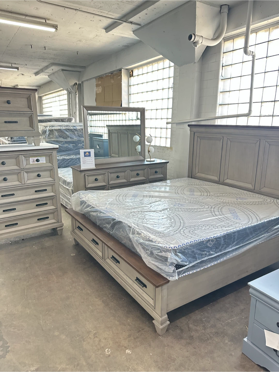 Royal Furniture Bedroom Set