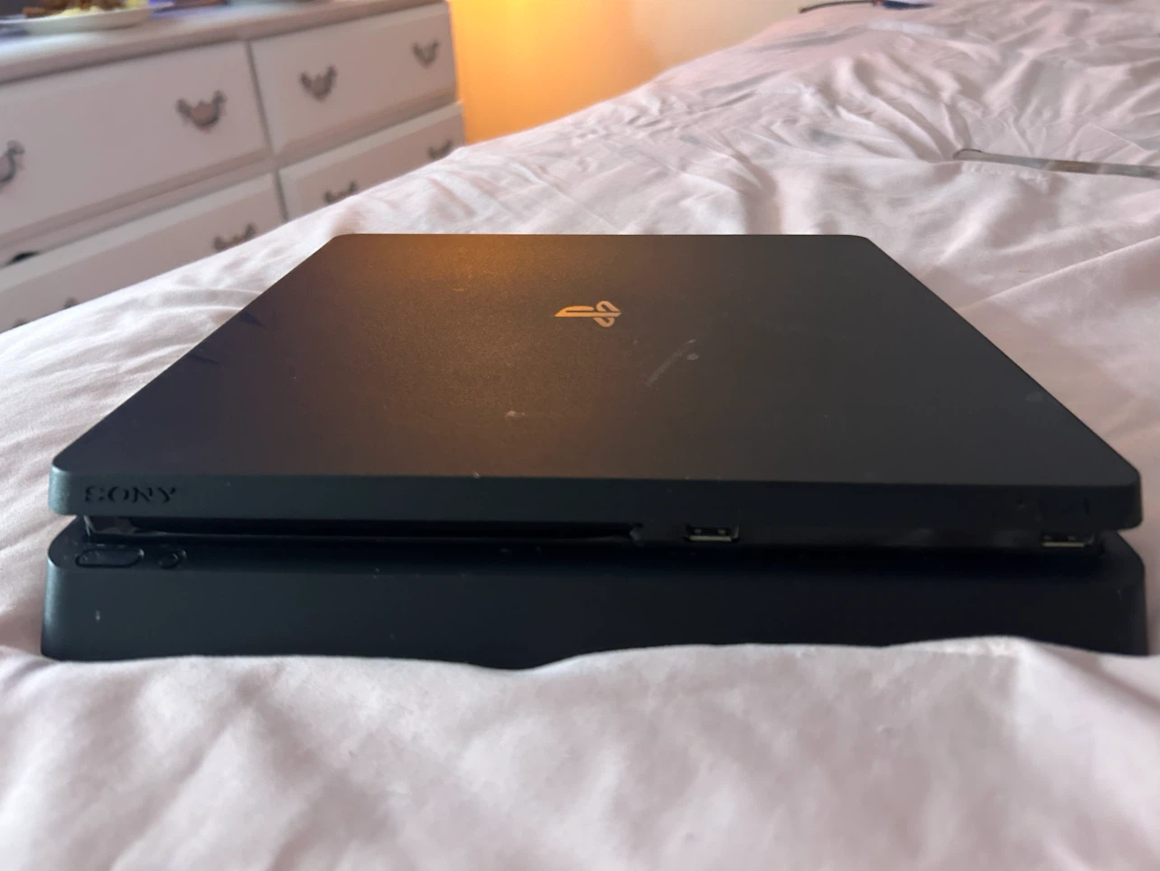 PS4 + Extra - photo 2