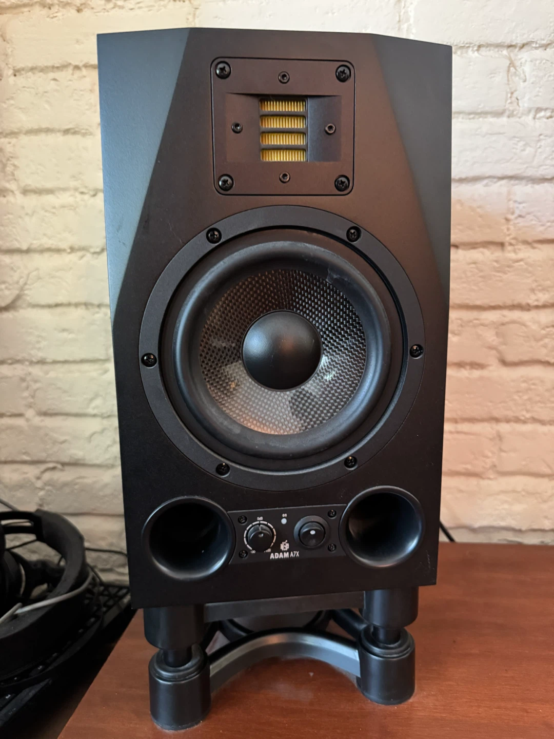 ADAM Audio A7Xs with Scarlett 2i2 [3rd Gen] - photo 4