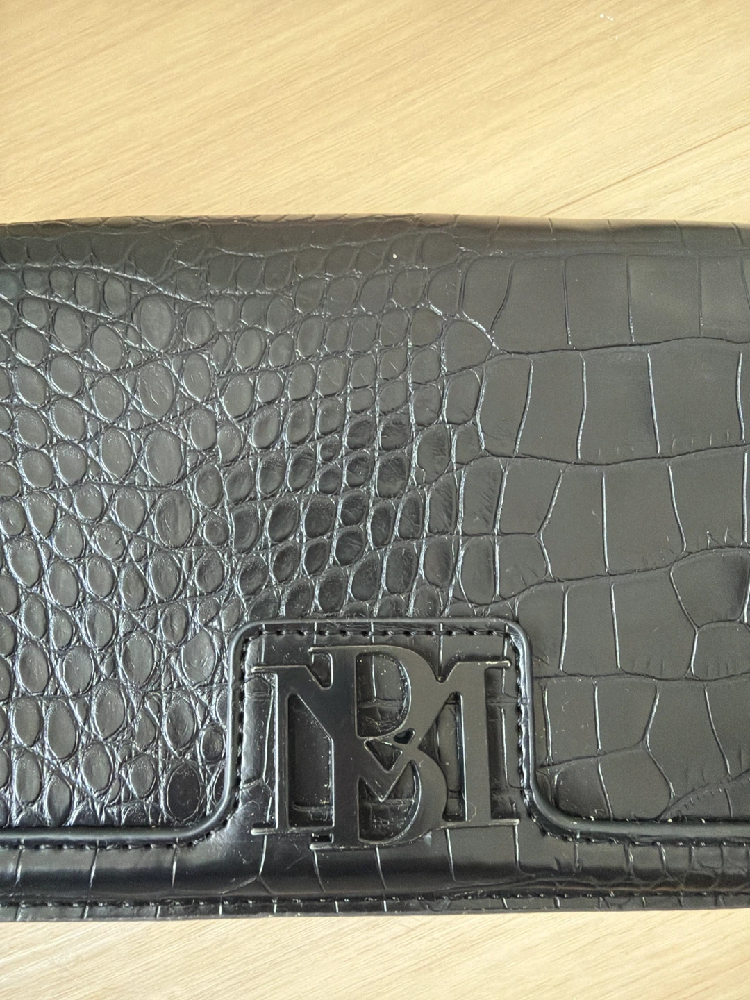 Badgley Mischka Black Croc Embossed Chain Shoulder Bag