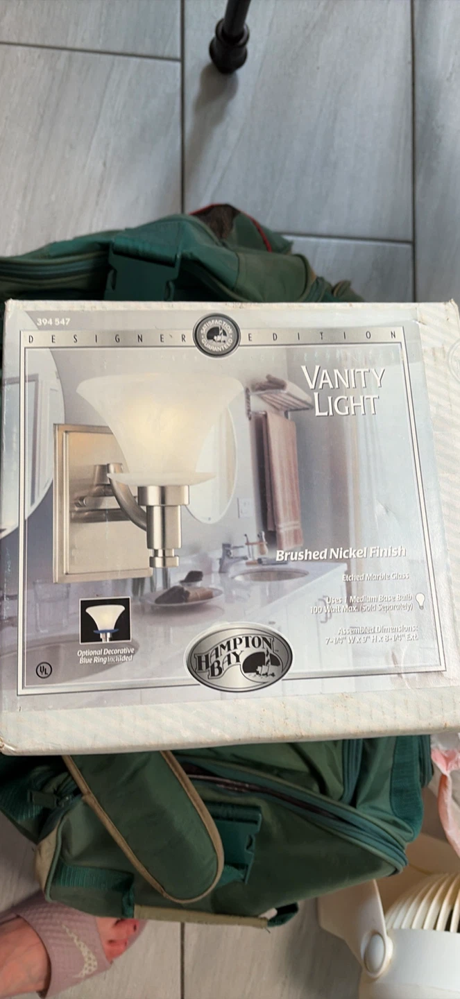 Hampton Bay Vanity Light