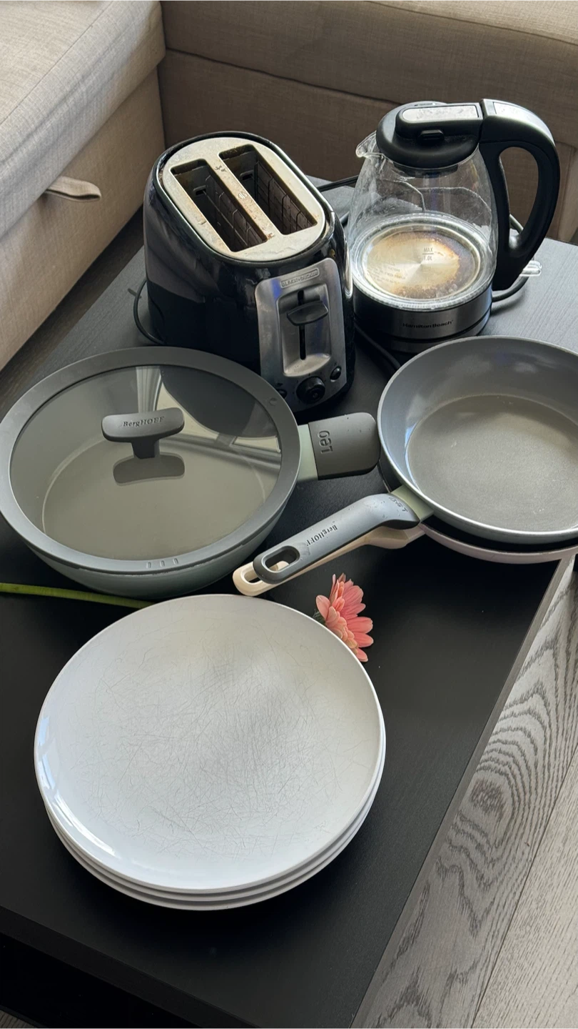 Cookware Bundle: Toaster, Kettle, Pans, Plates & Table