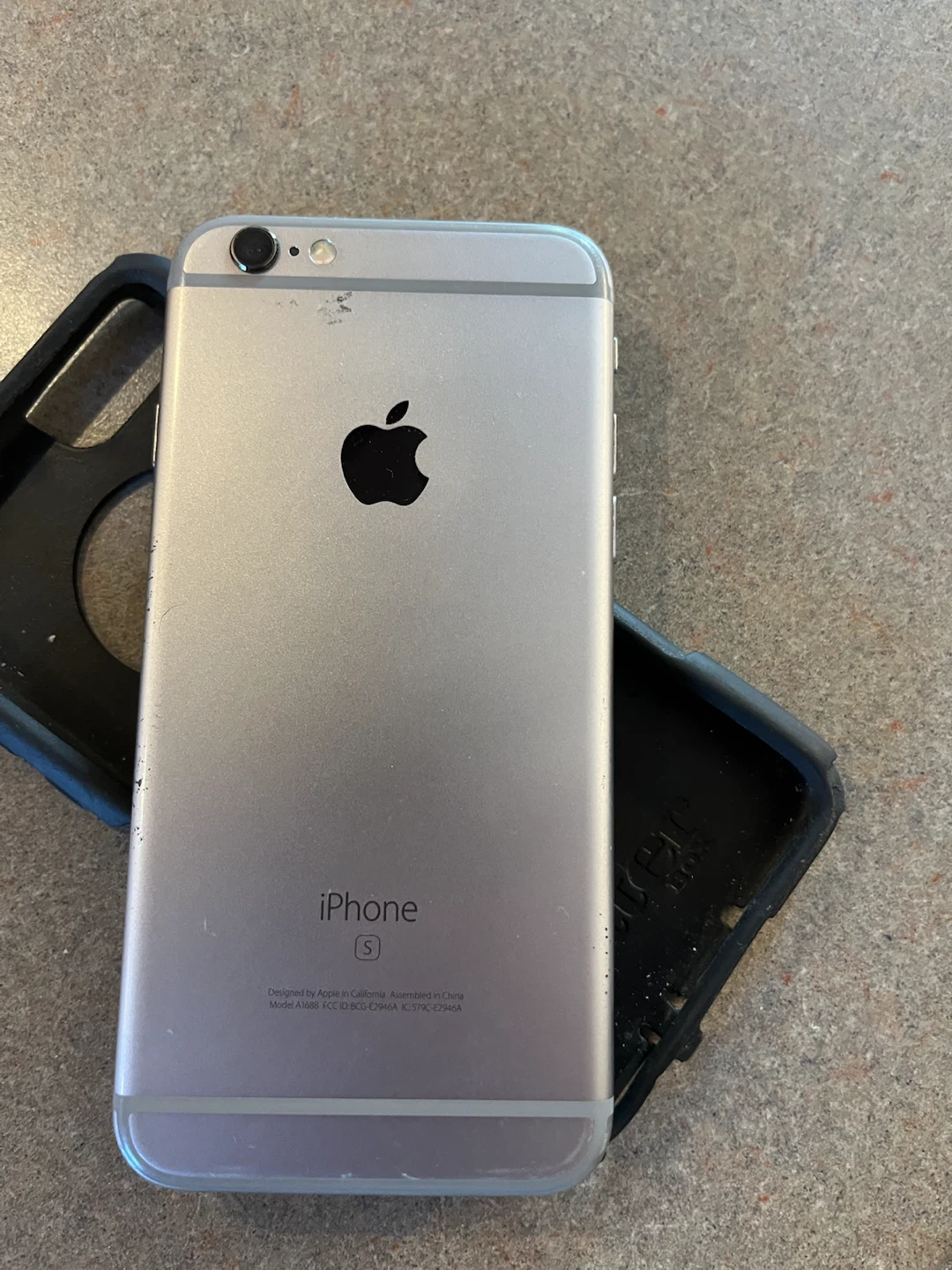 Apple iPhone 6s, Alcatel One Touch Pixi