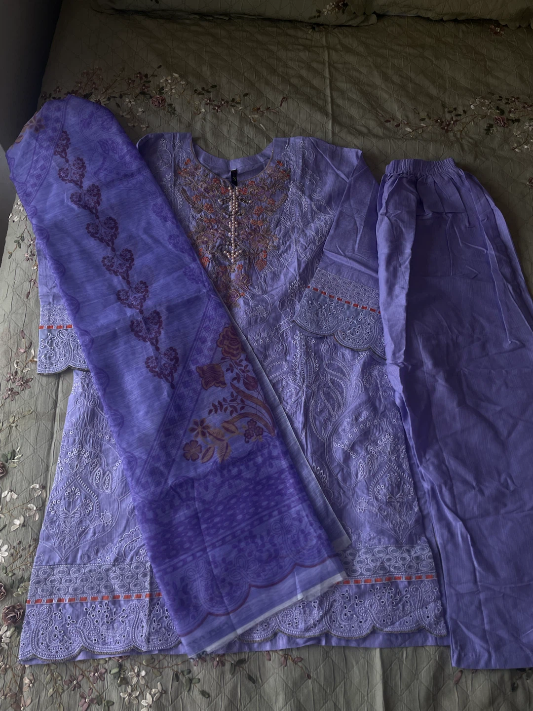 Lilac Embroidered 3-Piece Shalwar Kameez Set - photo 3