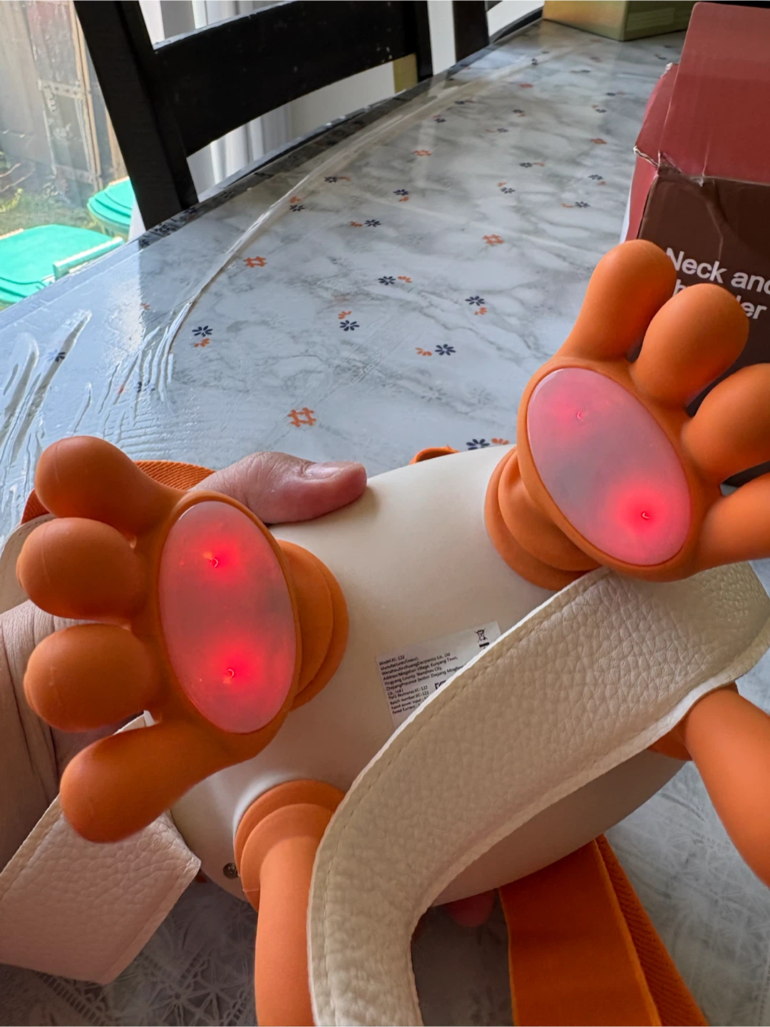 Rechargeable Heated Neck & Shoulder Massager - photo 4