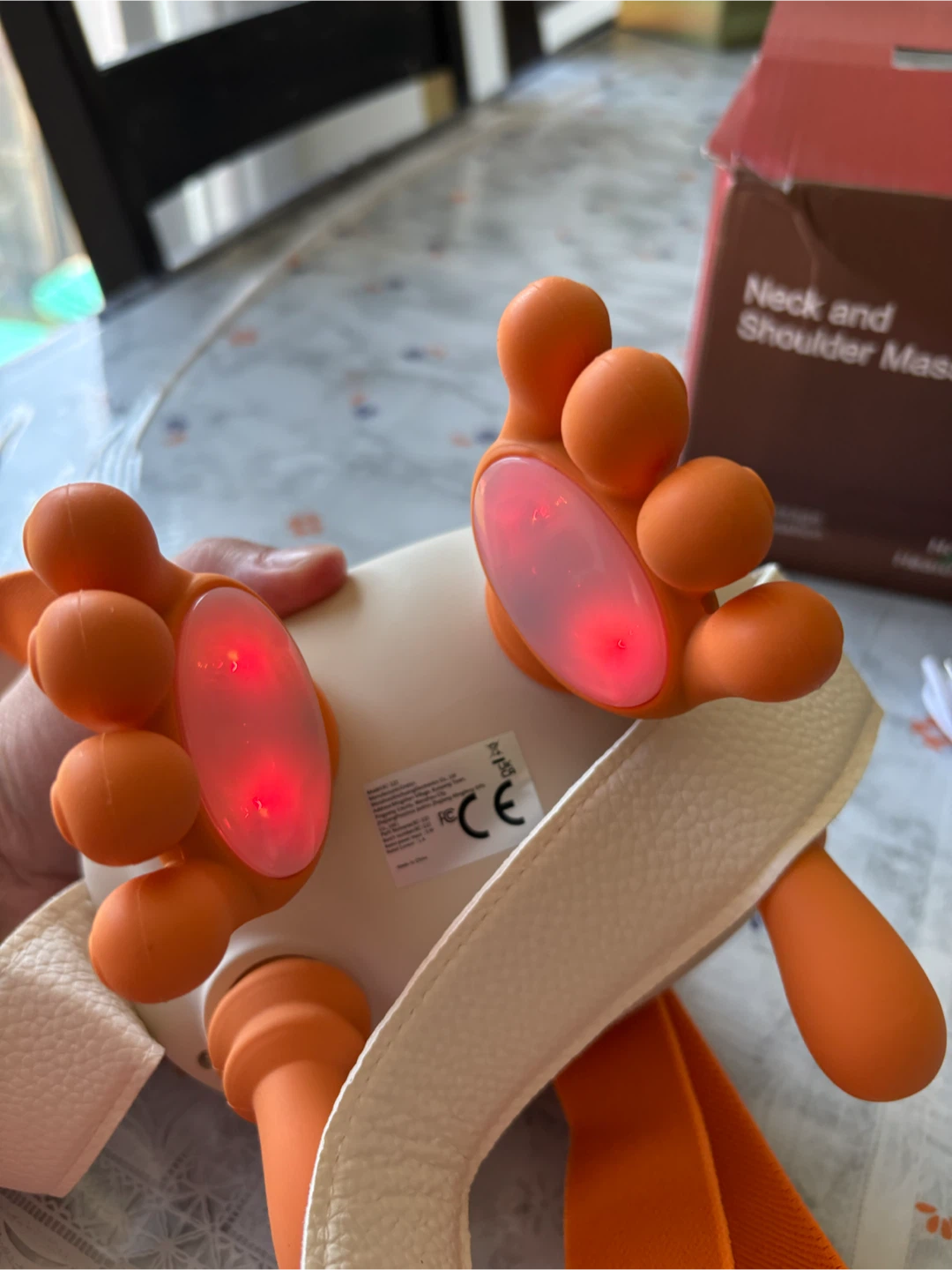 Rechargeable Heated Neck & Shoulder Massager - photo 5