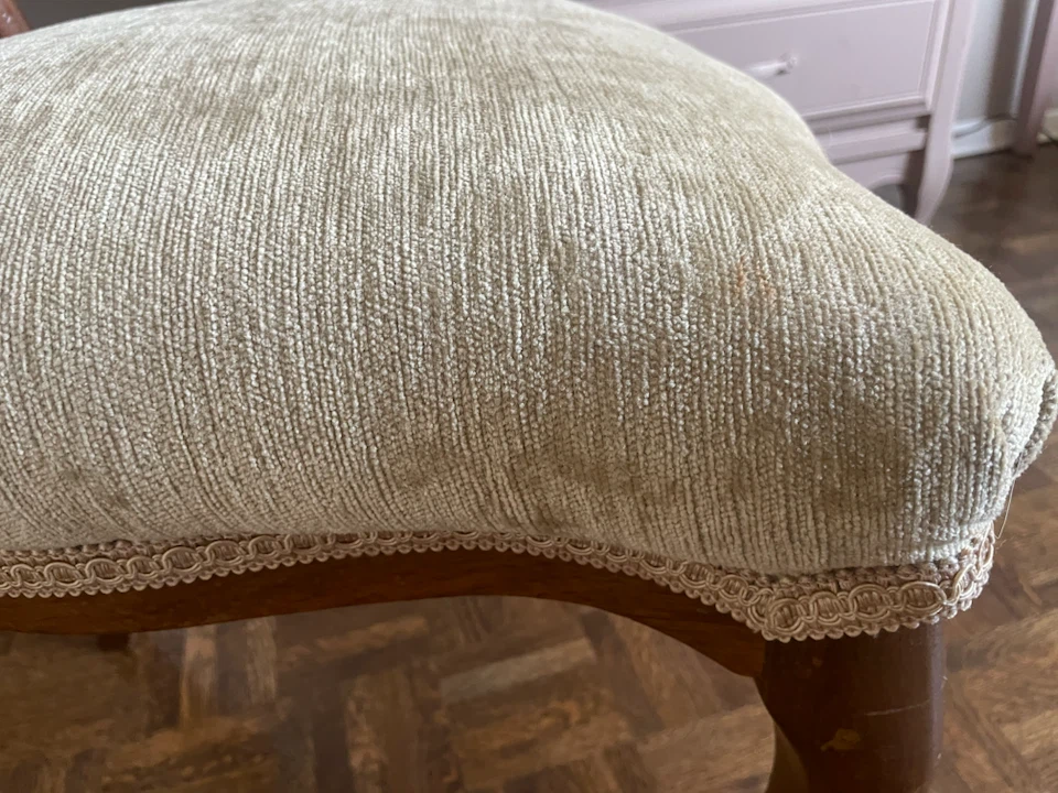 Vintage Wood Accent Chair - photo 4