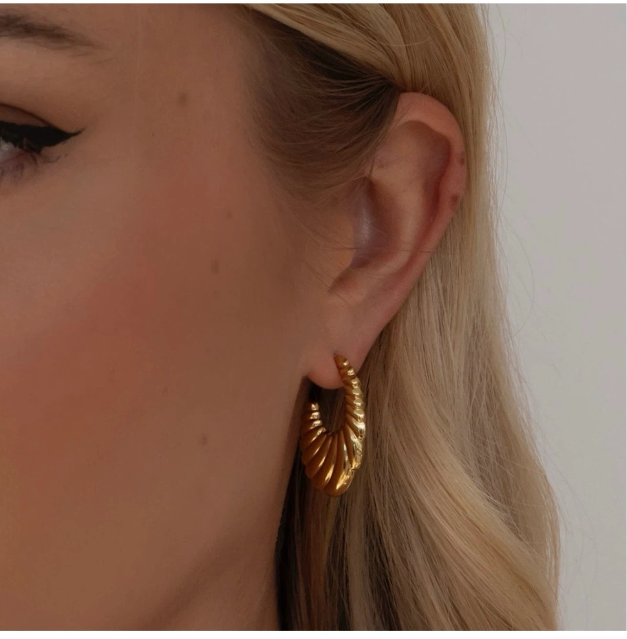18k gold plated stainless steel earrings - photo 2