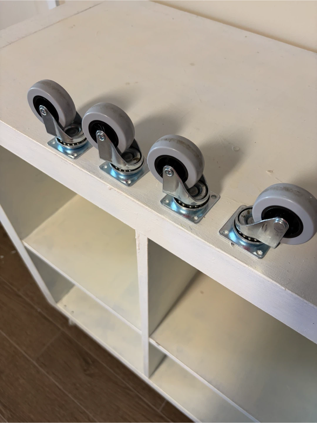 IKEA Kallax black shelf unit painted white - photo 5