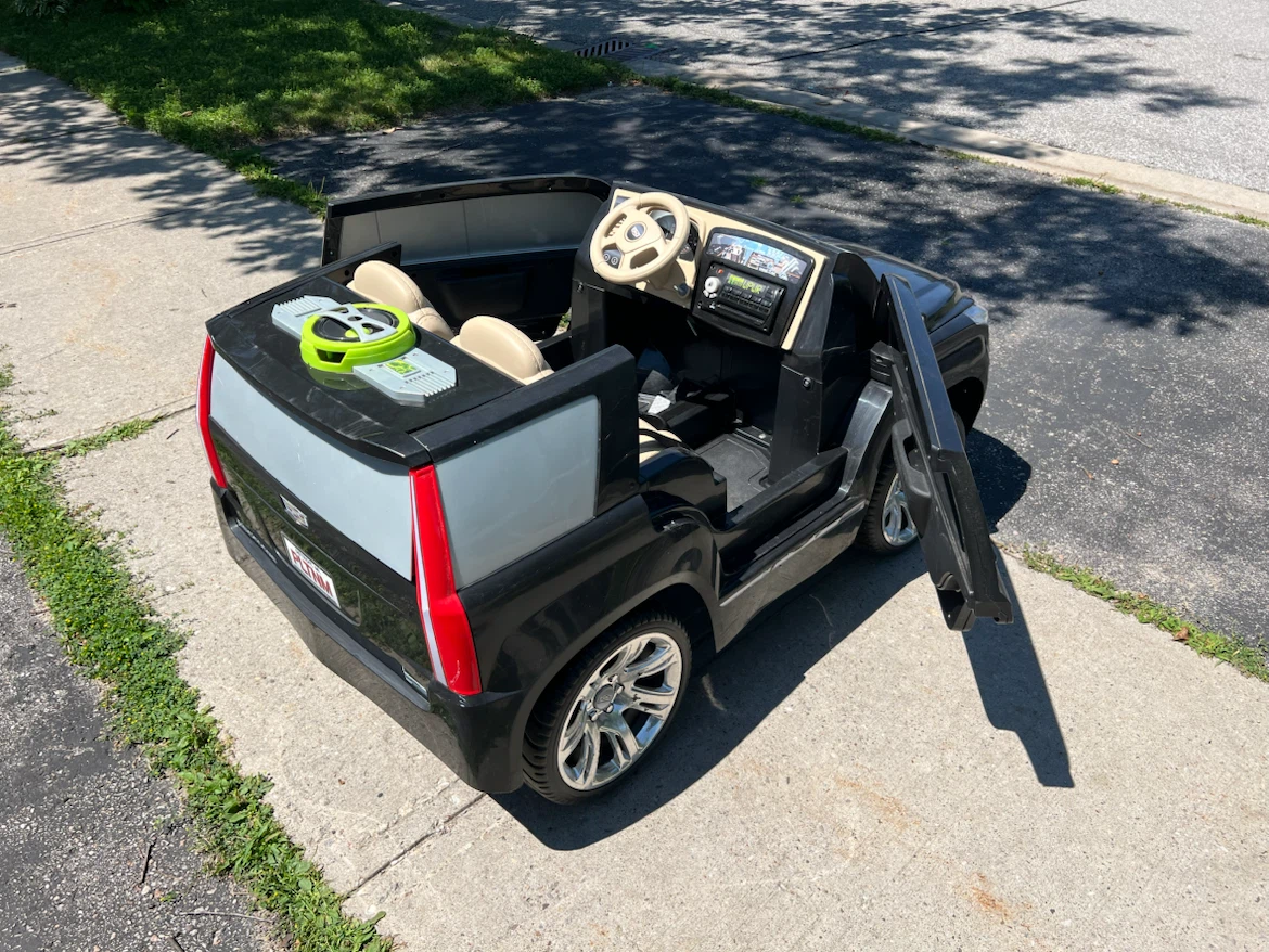 Cadillac Escalade power wheels - photo 5