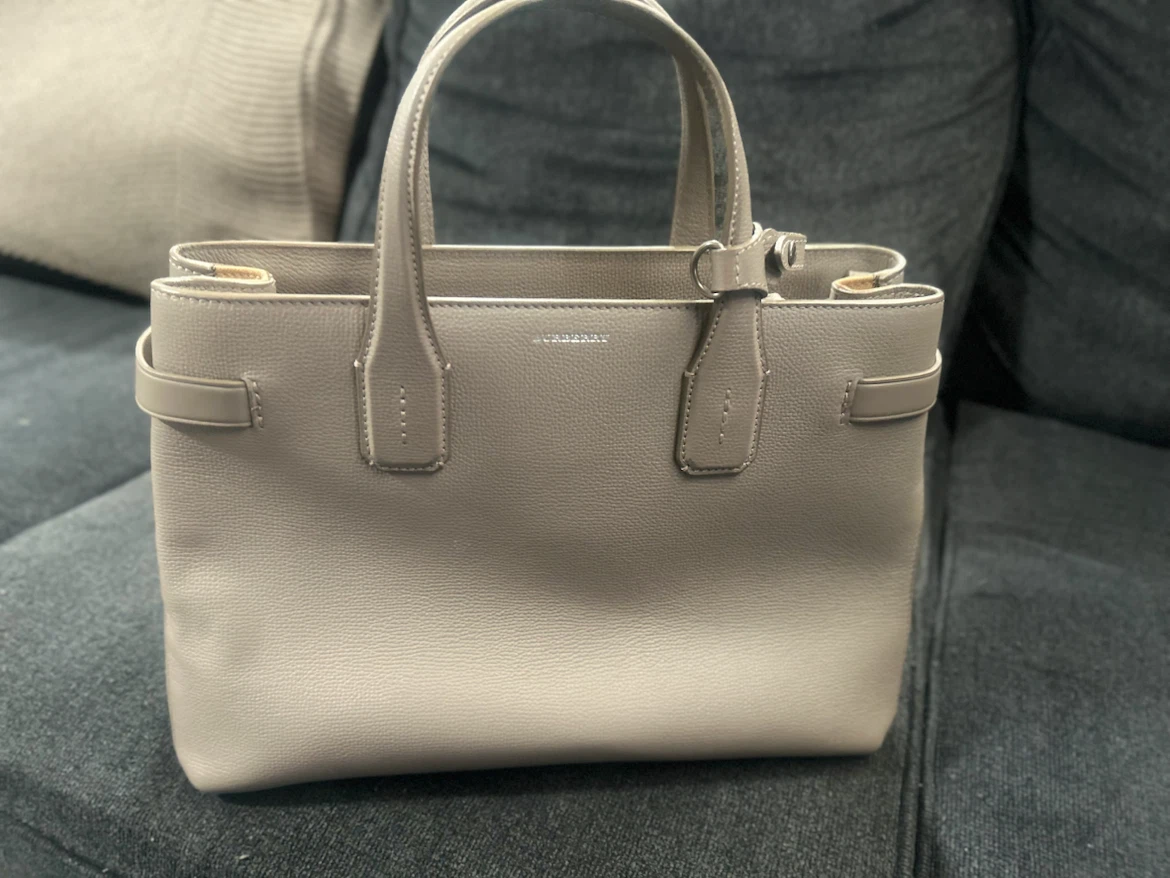 Burberry Tote Bag  Great condition