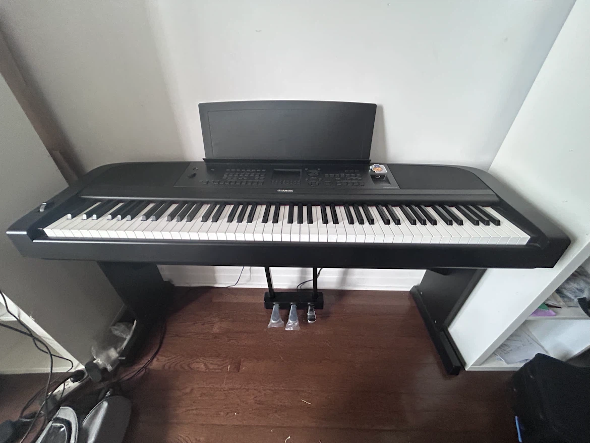 Yamaha DGX-670 88 Key Digital Piano - photo 3