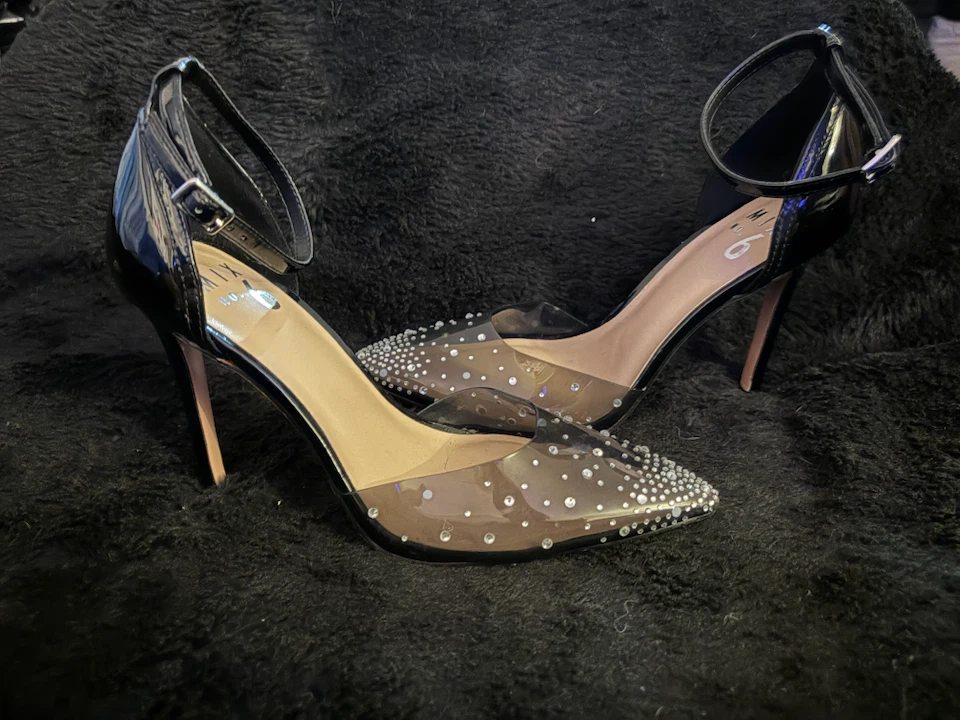 MIX. By Joe Esposito heels size 7