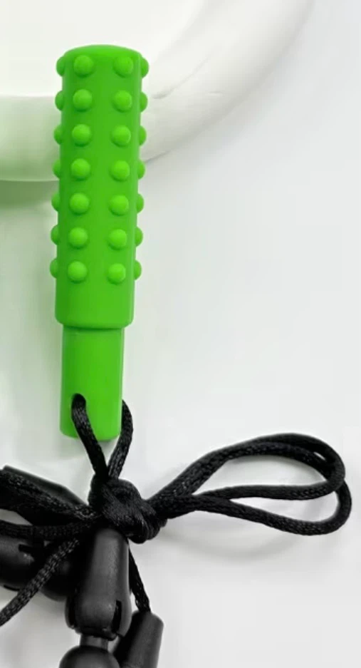 Green Textured Chew Necklace - photo 2