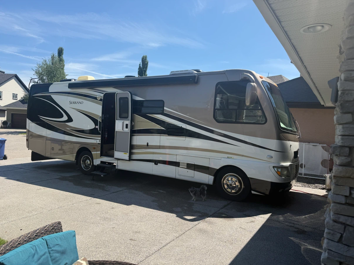 Thor Serrano RV Motorhome