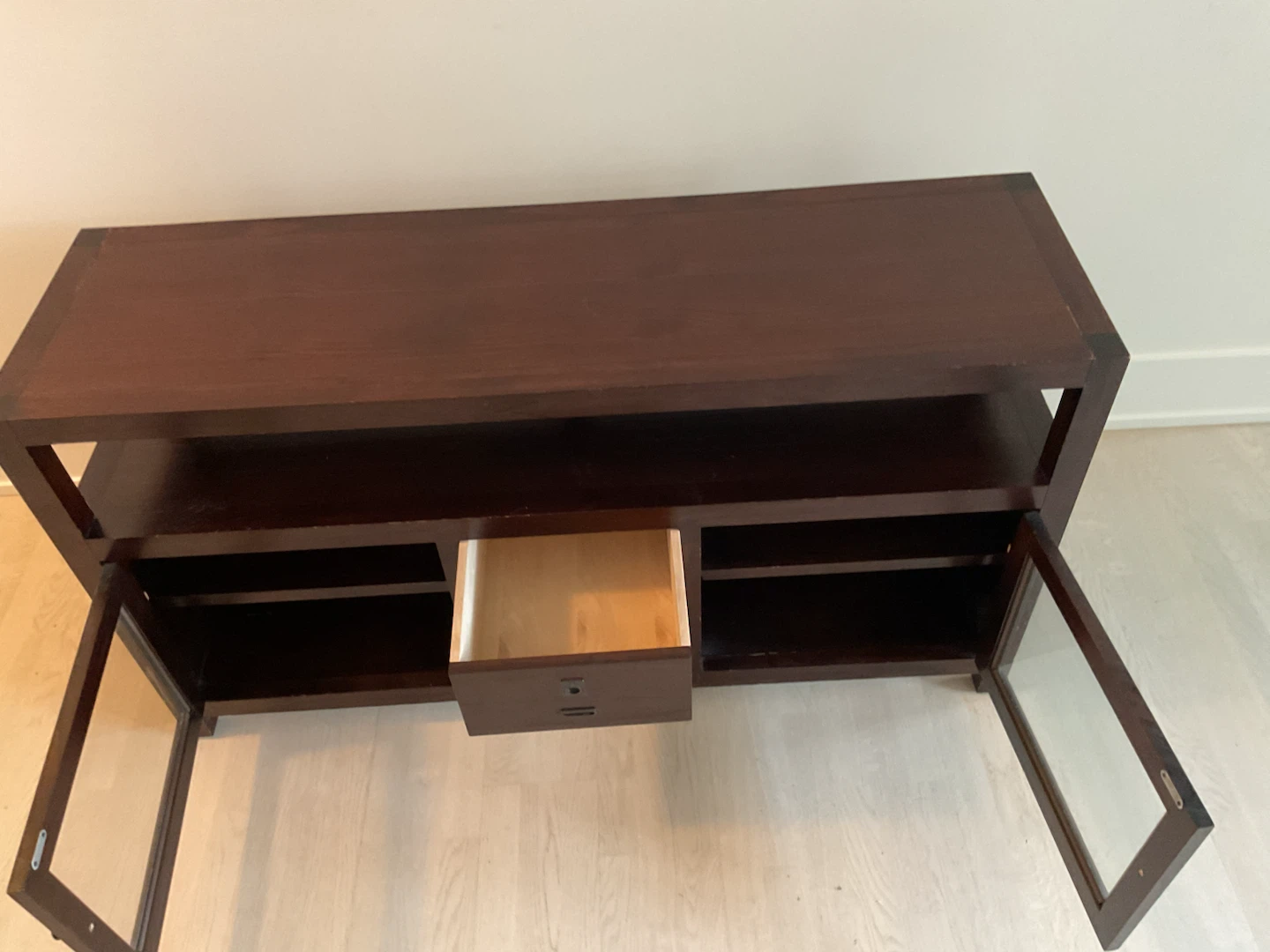 Media console - photo 3