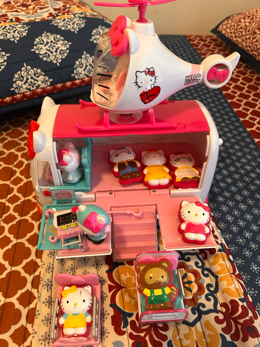 Hello Kitty Helicopter Playset