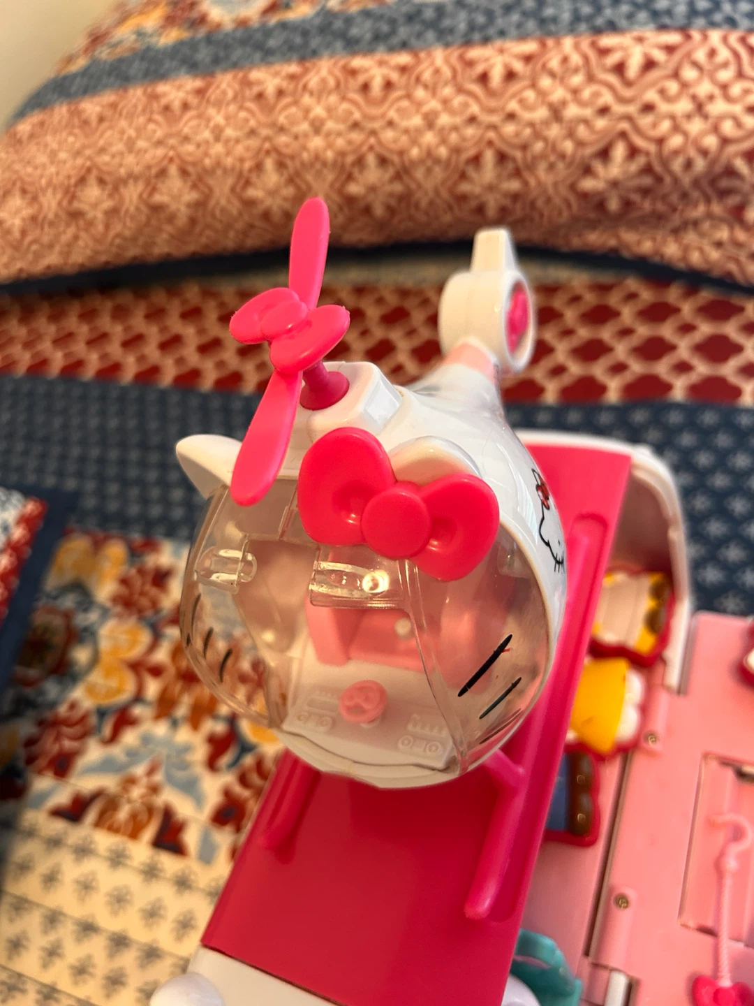 Hello Kitty Helicopter Playset - photo 3
