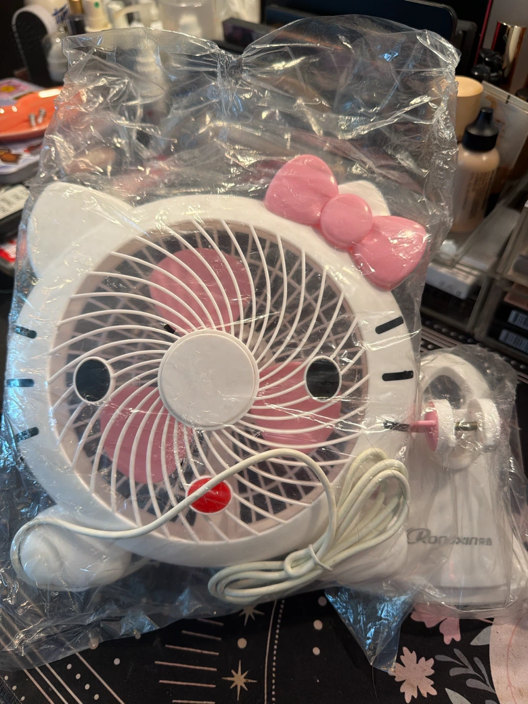 Cute Hello Kitty Desk Fan