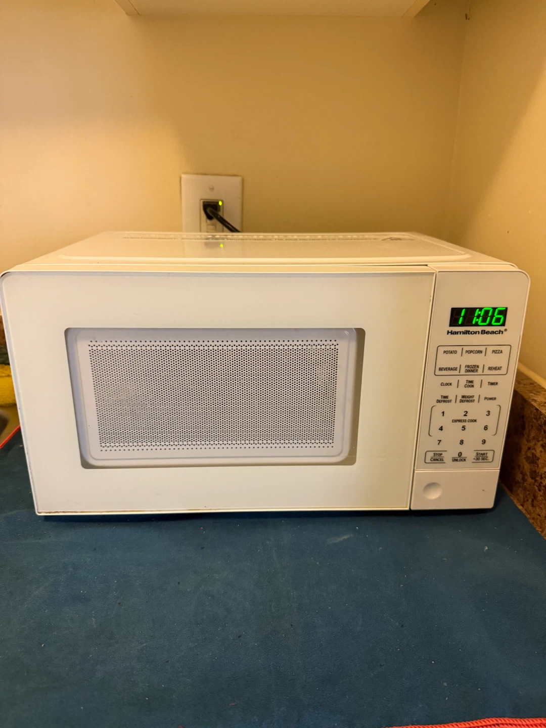 Hamilton Beach 0.7 cu. ft. 700W Microwave - $20