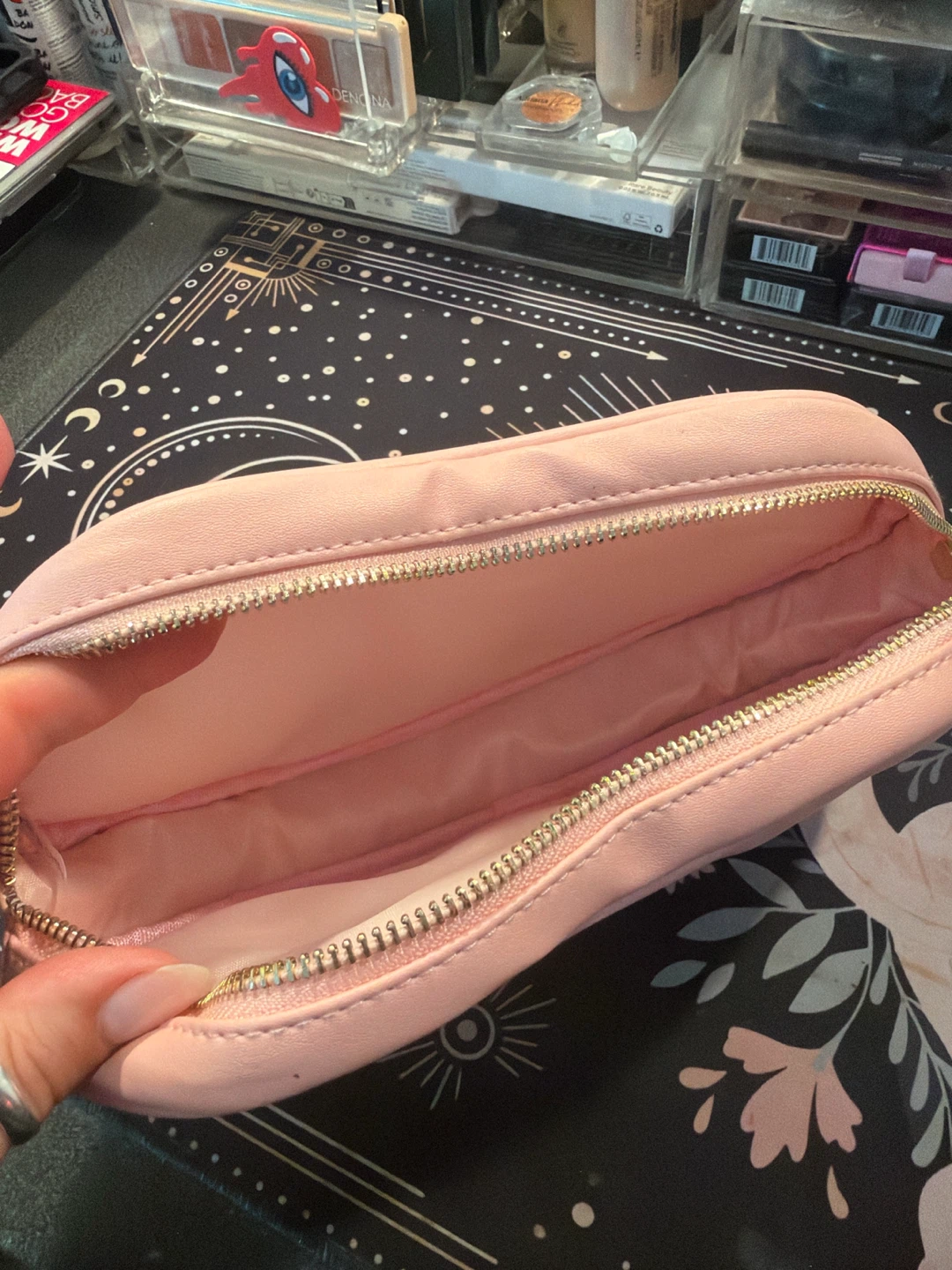 Pink Lip Shaped Cosmetic Bag - photo 2