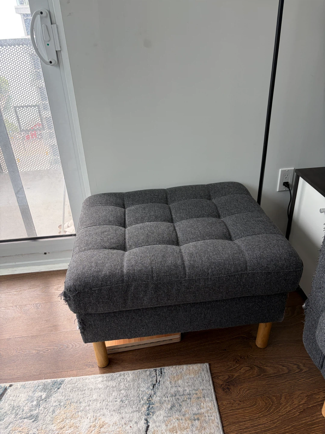 Move out sale ! Grey 2 piece couch set - photo 3